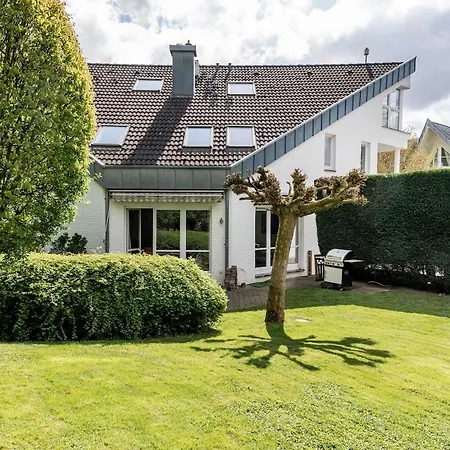 Villa Luxurious House Only Few Minutes From Meerbusch
