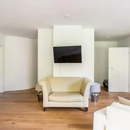 Luxurious House Only Few Minutes From Meerbusch