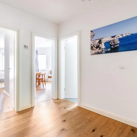 Villa Luxurious House Only Few Minutes From