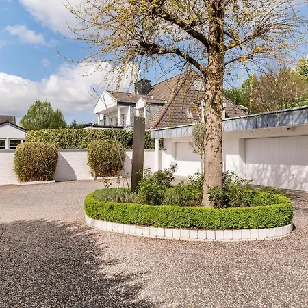 Luxurious House Only Few Minutes From * Meerbusch