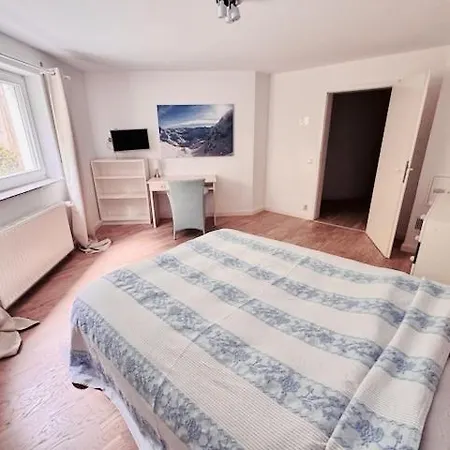 Luxurious House Only Few Minutes From Villa *