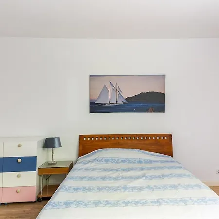 Luxurious House Only Few Minutes From Villa Meerbusch